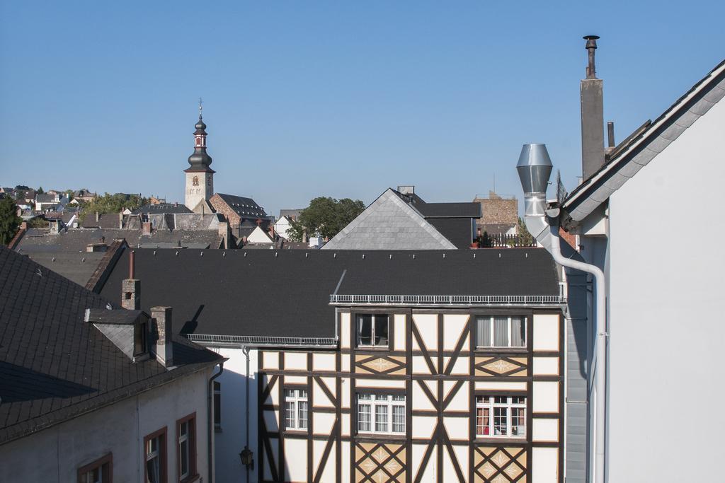 Hajo'S Germania Lodge & Irish Pub Rüdesheim am Rhein Esterno foto