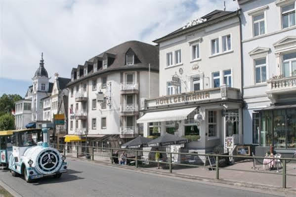 Hajo'S Germania Lodge & Irish Pub Rüdesheim am Rhein Esterno foto